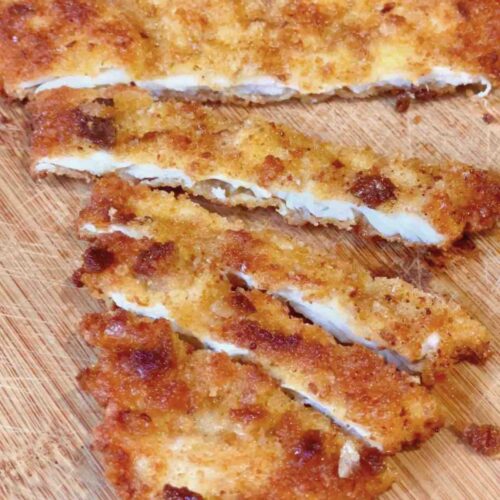 Schnitzel cu into pieces