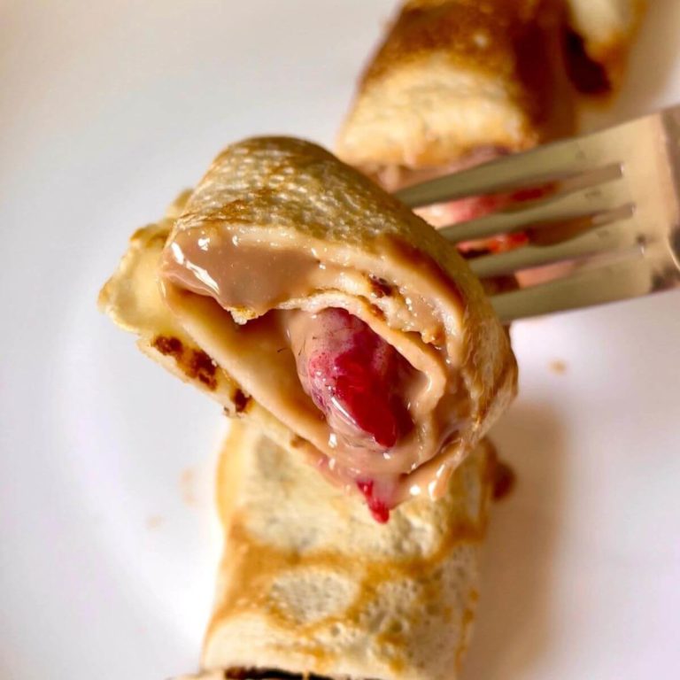 Delicious crêpe with a chocolate ganache and raspberry filling.