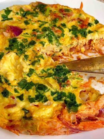 Easy Cabbage Frittata Recipe | Low-Calorie Breakfast Idea