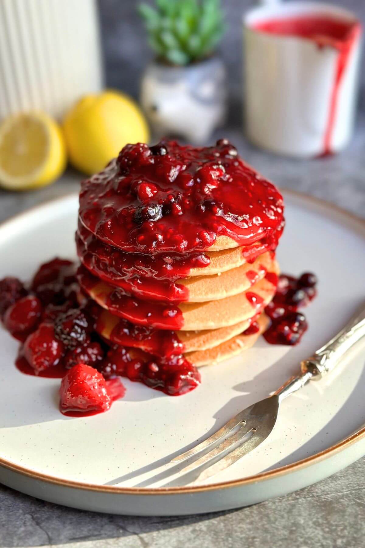 Easy 4-Ingredient Berry Dessert Sauce