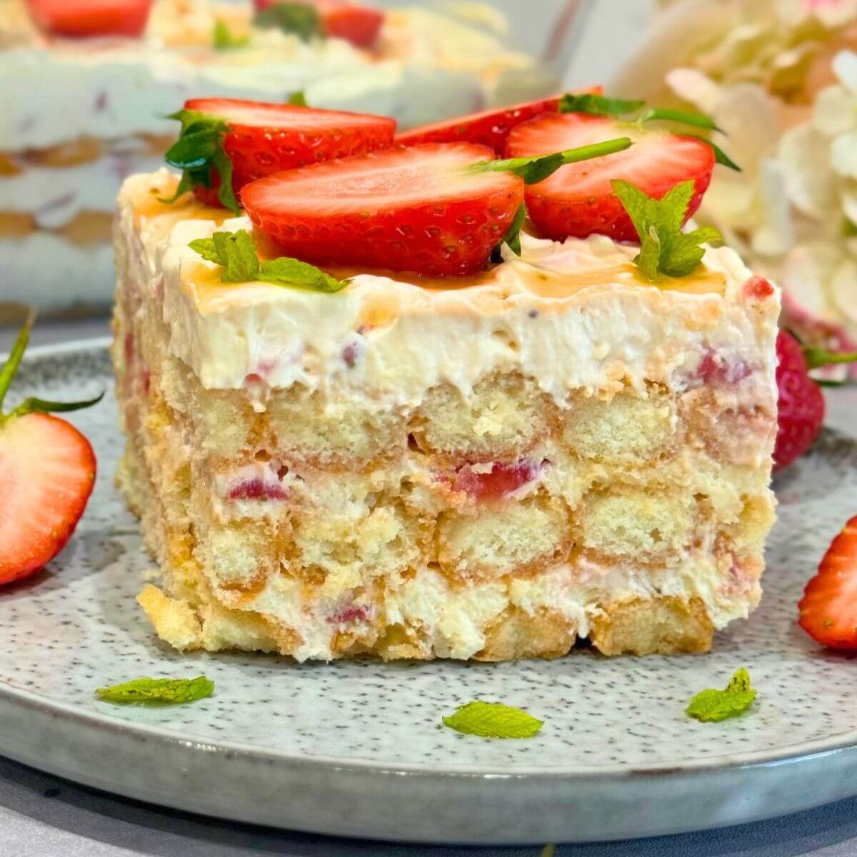 Easy Strawberry Tiramisu (No Eggs, No Coffee)