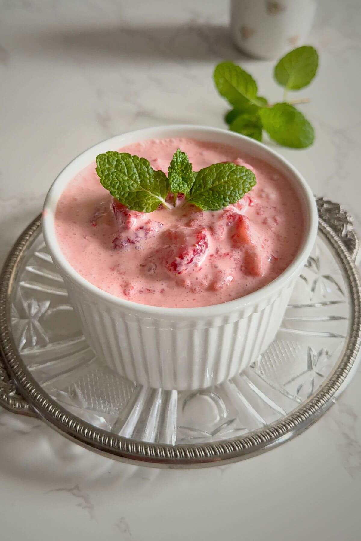 Easy 3-Ingredient Crushed Strawberry and Cream Dessert