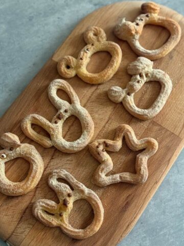 Mini bear shaped baked churros, healthier, dusted with cinnamon sugar, served with chocolate ganache.